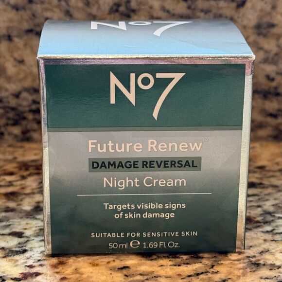 No 7 beauty Future Renew Damage Reversal Night Cream, 50 ml brand new in box - Picture 2 of 5